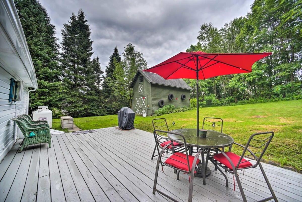 Cozy Milford Cottage On Half Acre W Deck & Grill Exterior foto